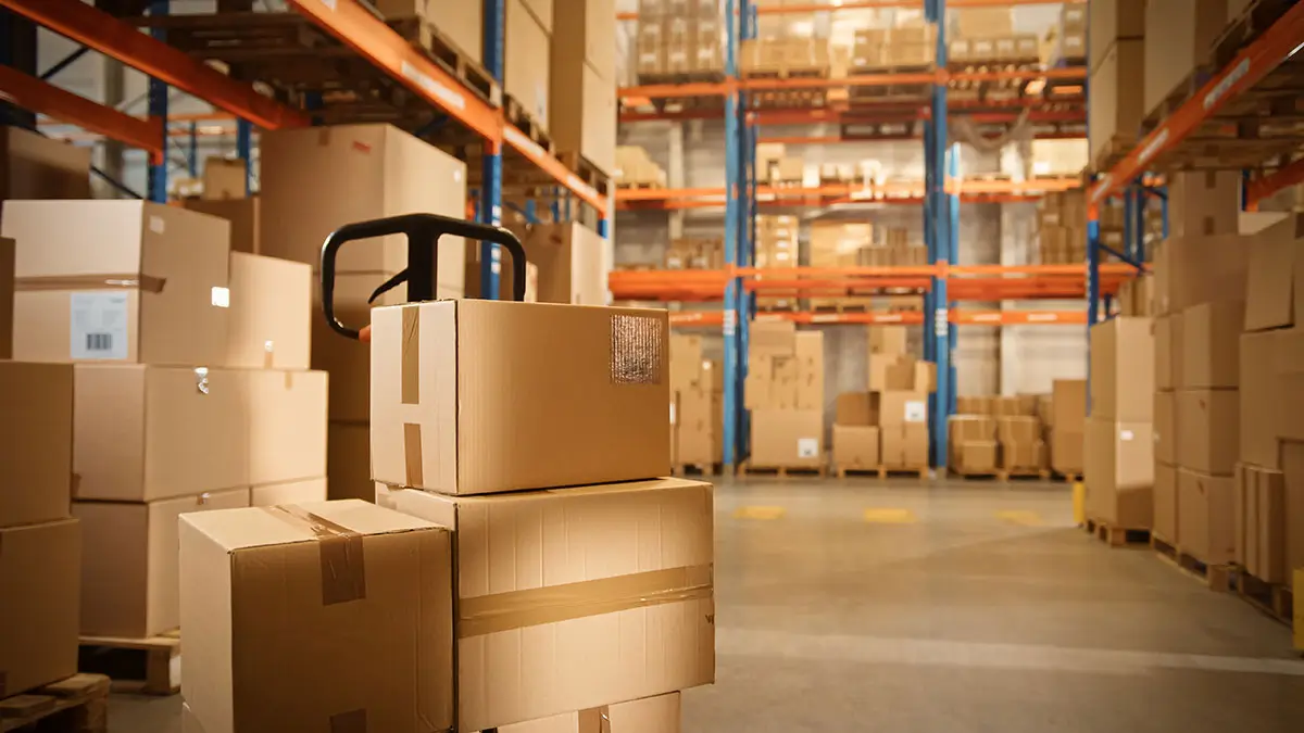 CoolStuff Retail Warehouse